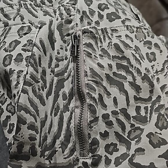 Democracy Ab Solution Zipper Moto Ankle‎ Length Skinny Jeans Leopard Size 4 - Picture 8 of 8